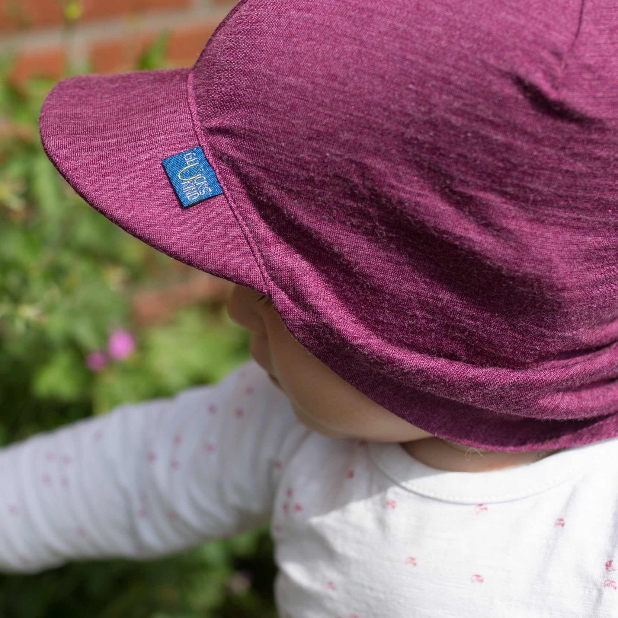 sonnenhut unter fahrradhelm Sonnenhut Baby & Kind. Merino-Seide UV-Schutz