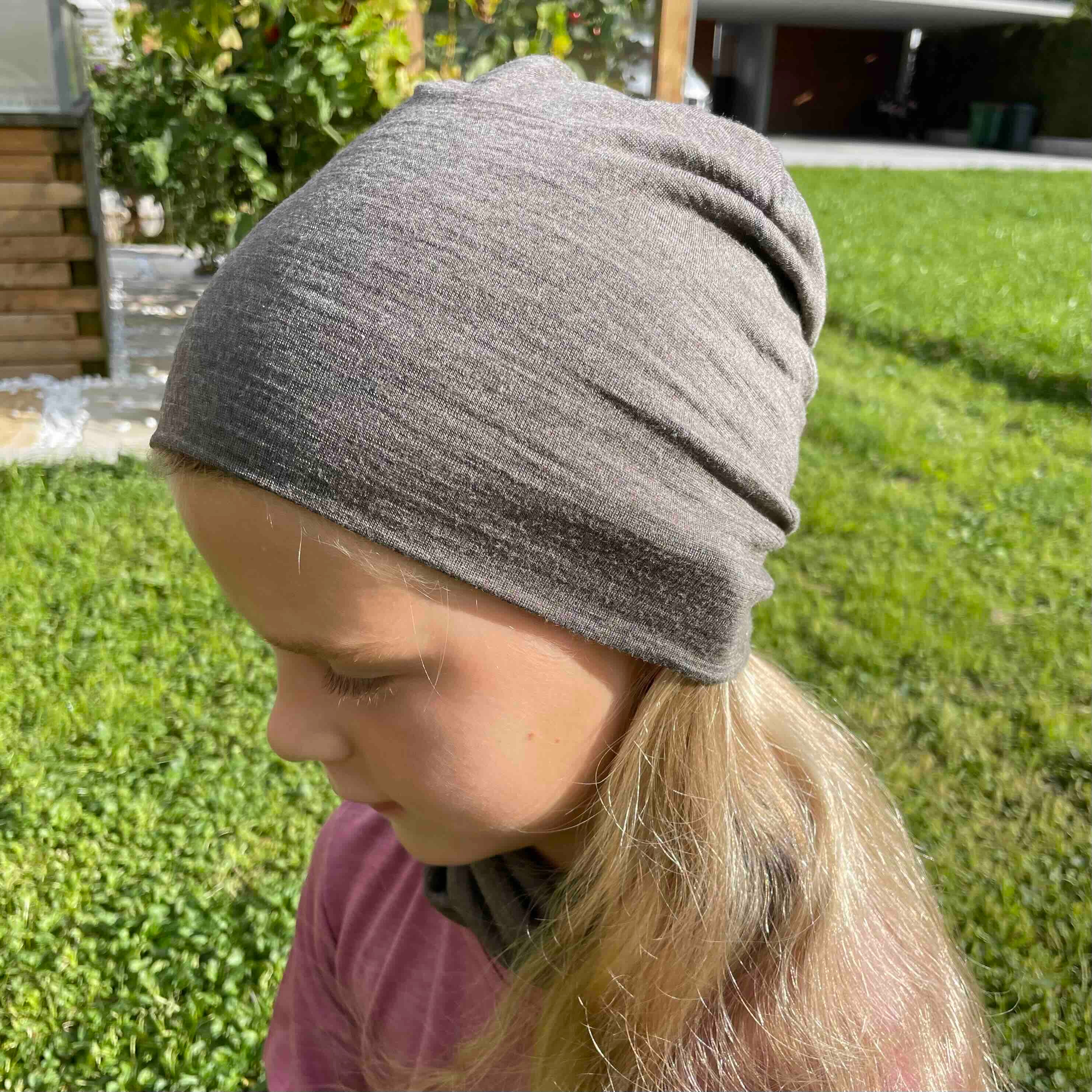 Haube muskat braun, Merinowolle & Seide (bio/GOTS)